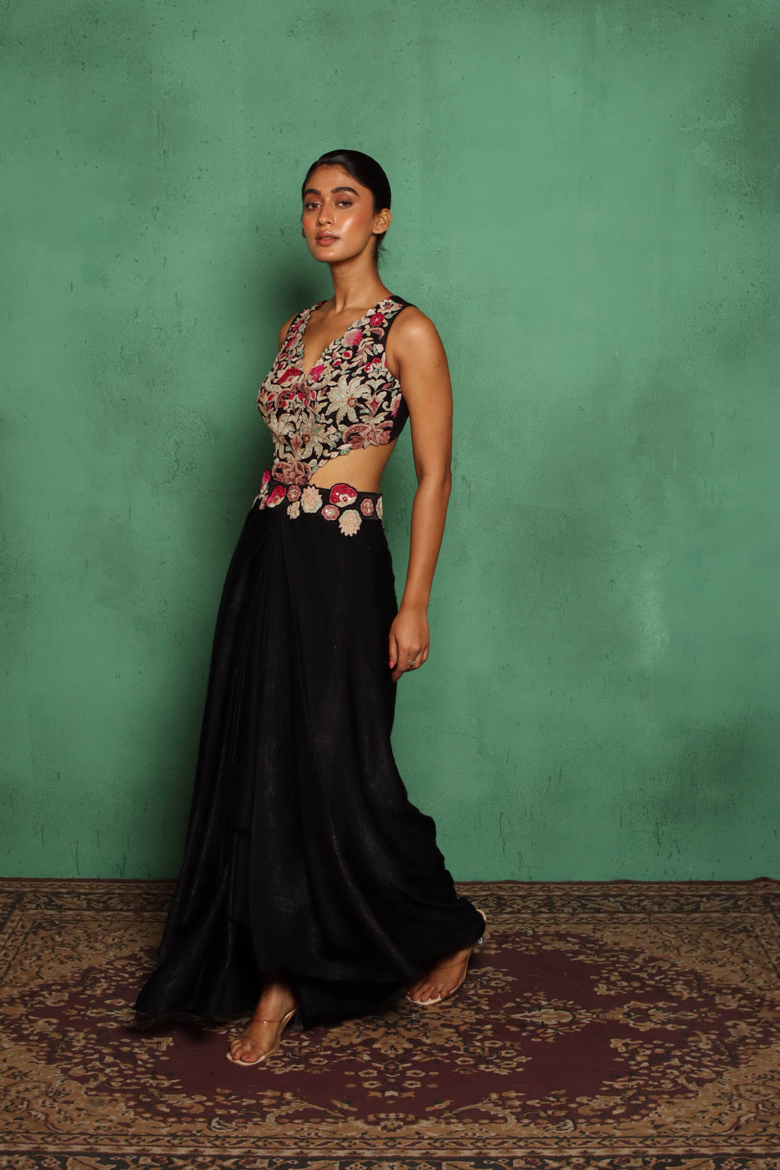 Spanish Side Cut Gown (Black)