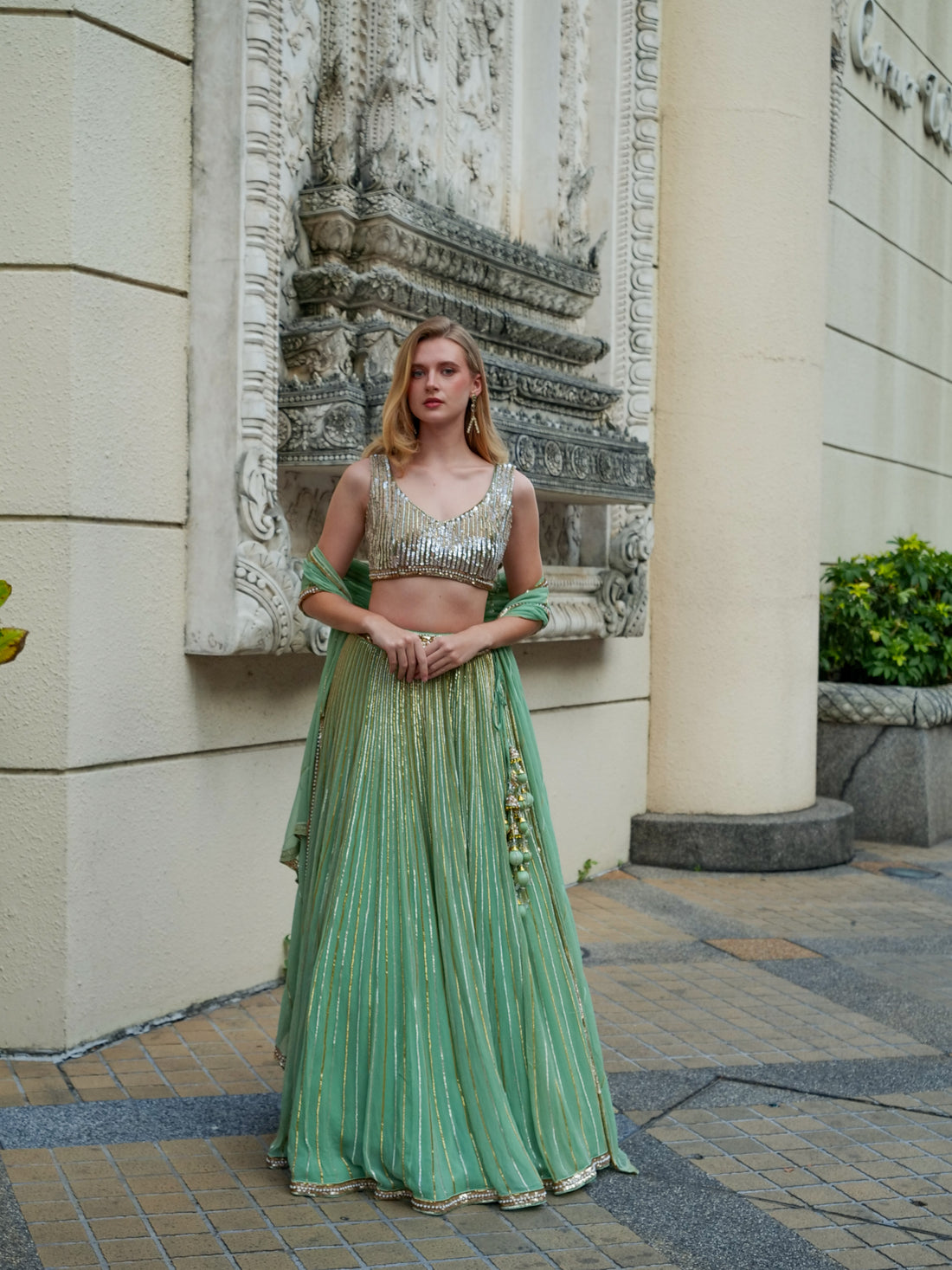 Strand lehenga
